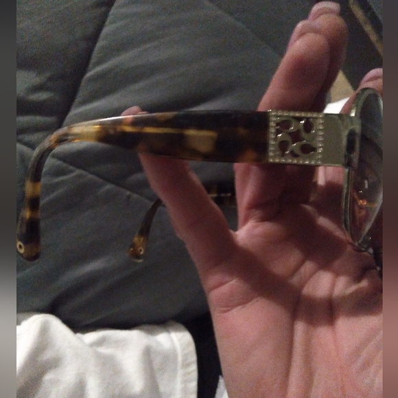 Coach sunglasses - Picture 2 of 3